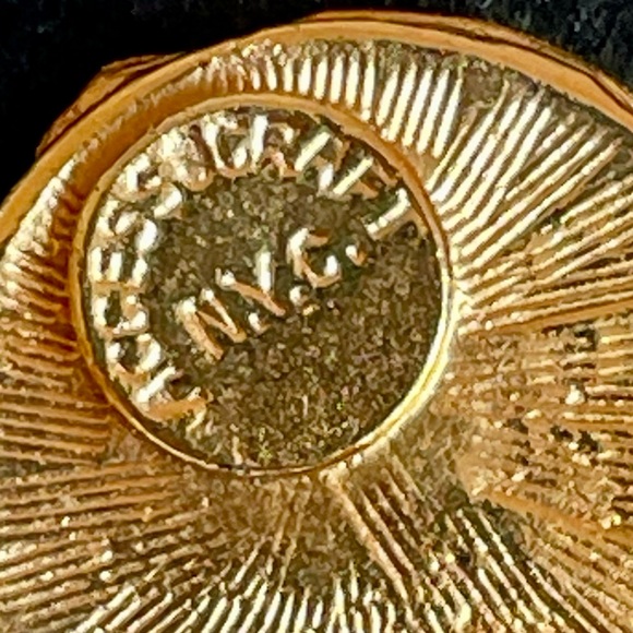 Vintage Signed Accessocraft NYC Black Rose Brooch - Picture 8 of 8